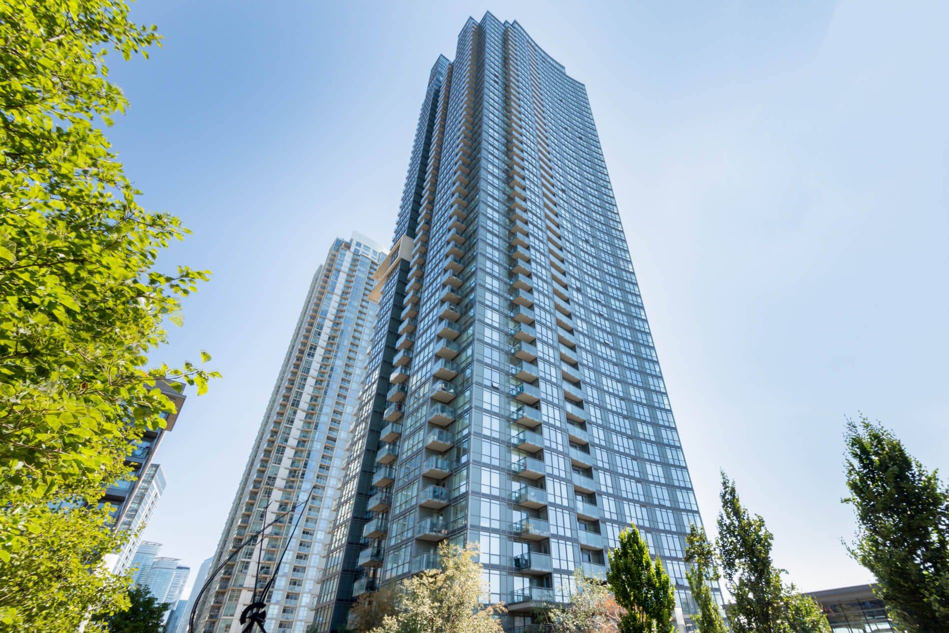 Toronto C01, ON M5V 3Y3,11 Brunel CT #4709