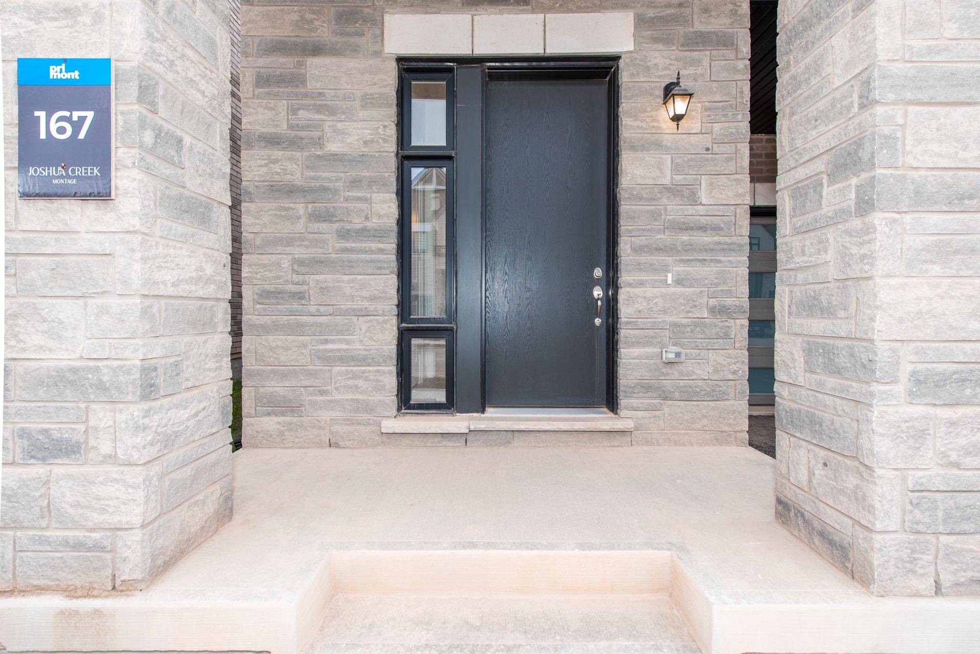 Oakville, ON L6H 6T3,1341 HYDRANGEA GDNS