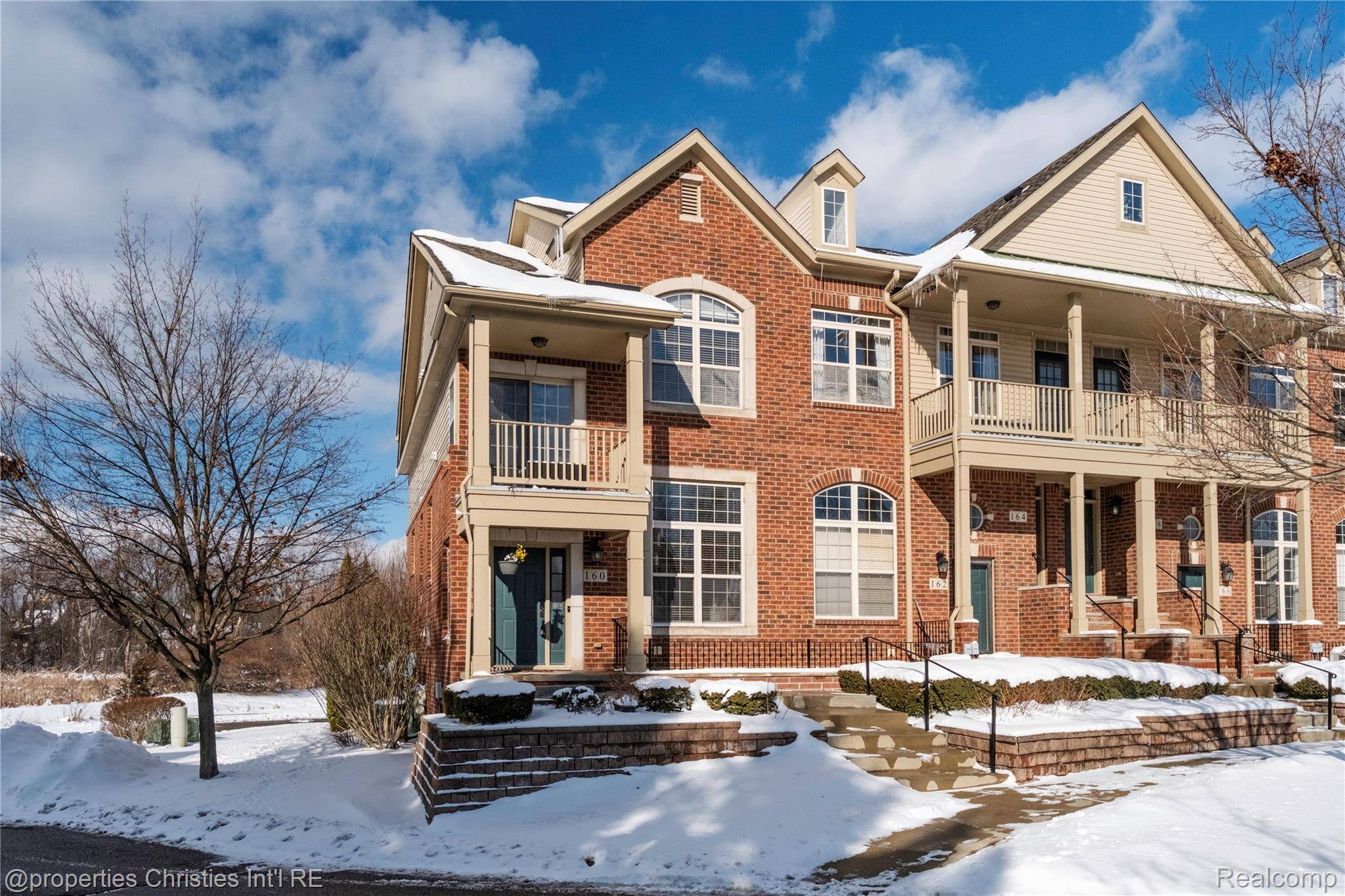 Walled Lake, MI 48390,160 Club House CIR #57