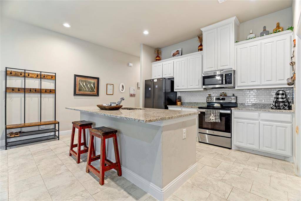 Hillsboro, TX 76645,206 Hubbard Street