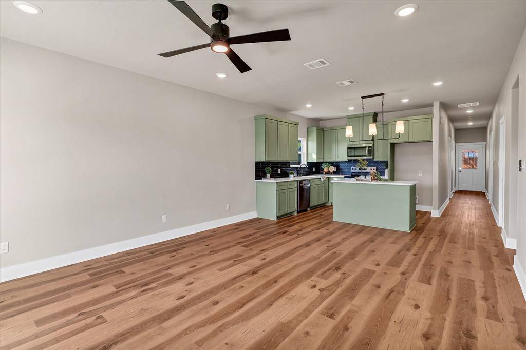 Granbury, TX 76049,1714 Broken Bow Road