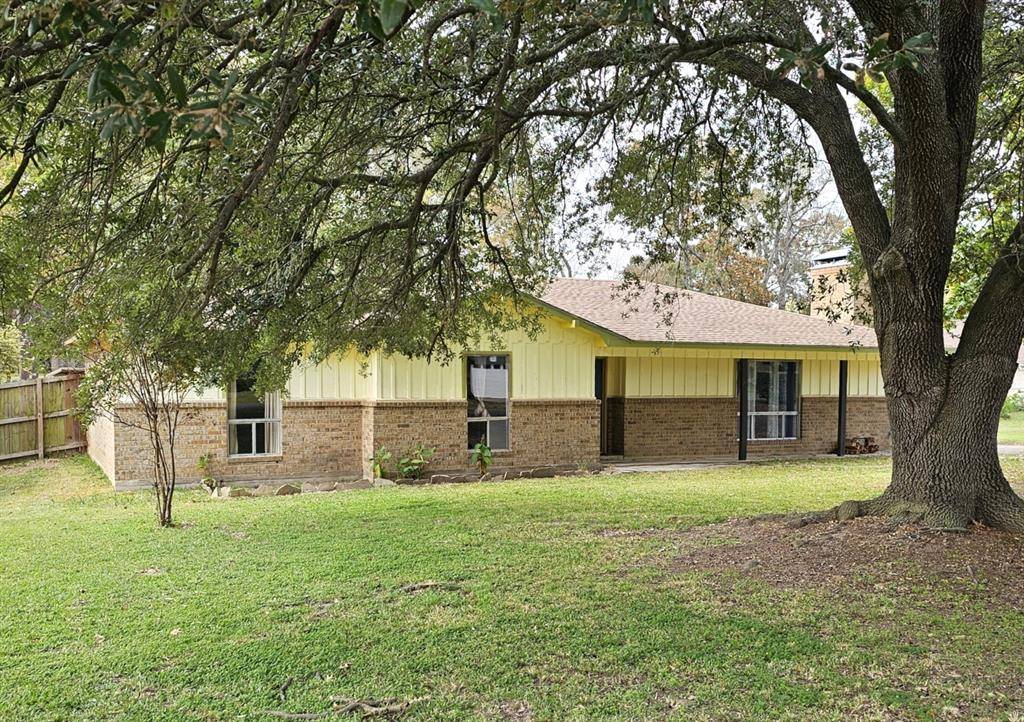 Chandler, TX 75758,5779 N Cape Drive