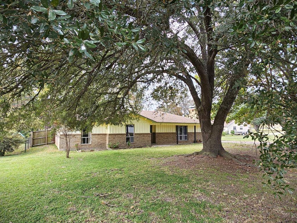 Chandler, TX 75758,5779 N Cape Drive