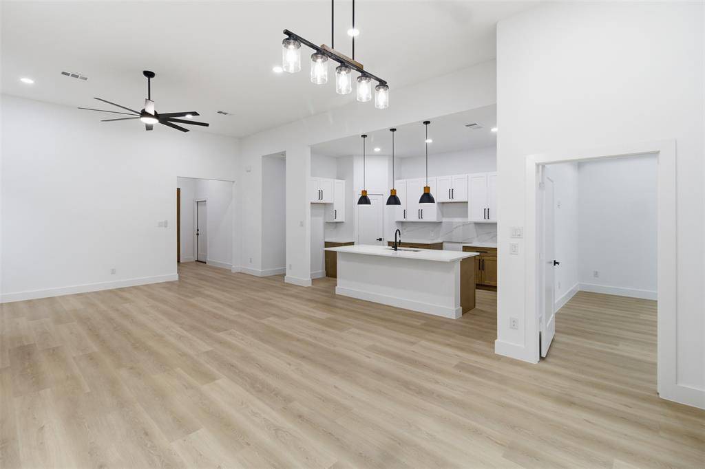 Dallas, TX 75217,1119 Riverwood Road