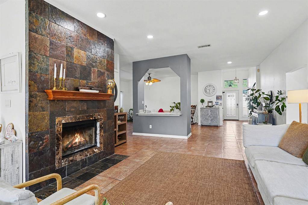 Arlington, TX 76018,2322 Cromwell Drive