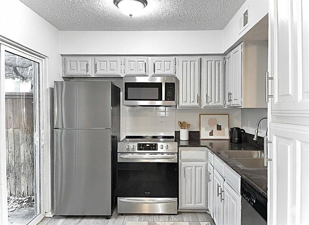 Dallas, TX 75254,5626 Preston Oaks Road #42A