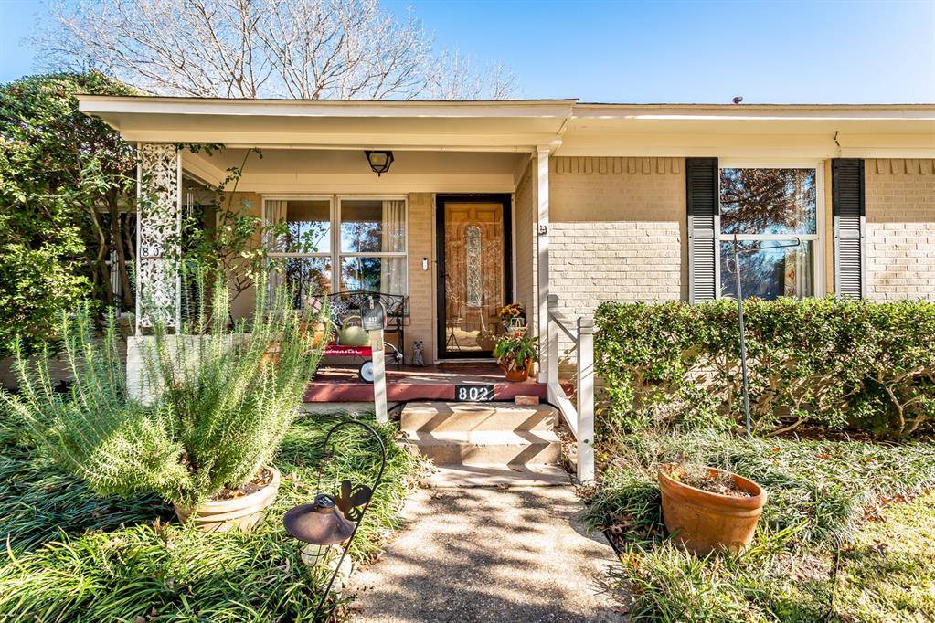 Dallas, TX 75218,802 Kirkwood Drive