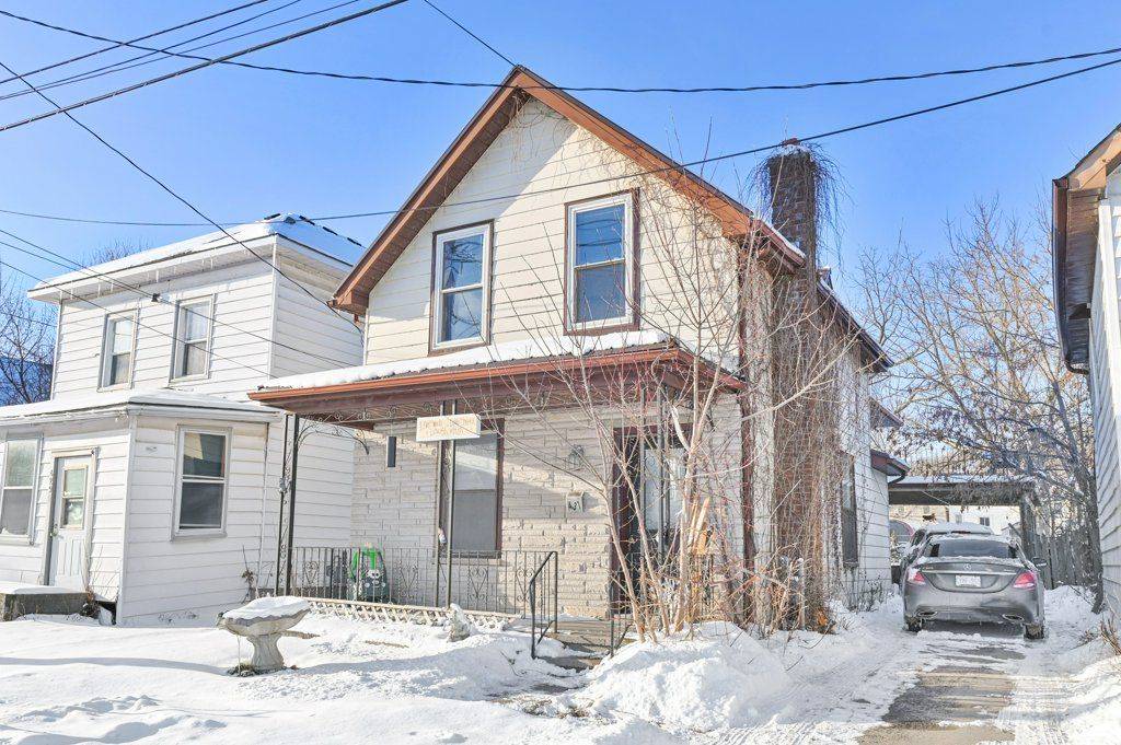 Deseronto, ON K0K 1X0,431 Main ST