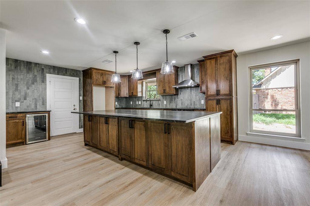 Richardson, TX 75080,406 Shadywood Lane