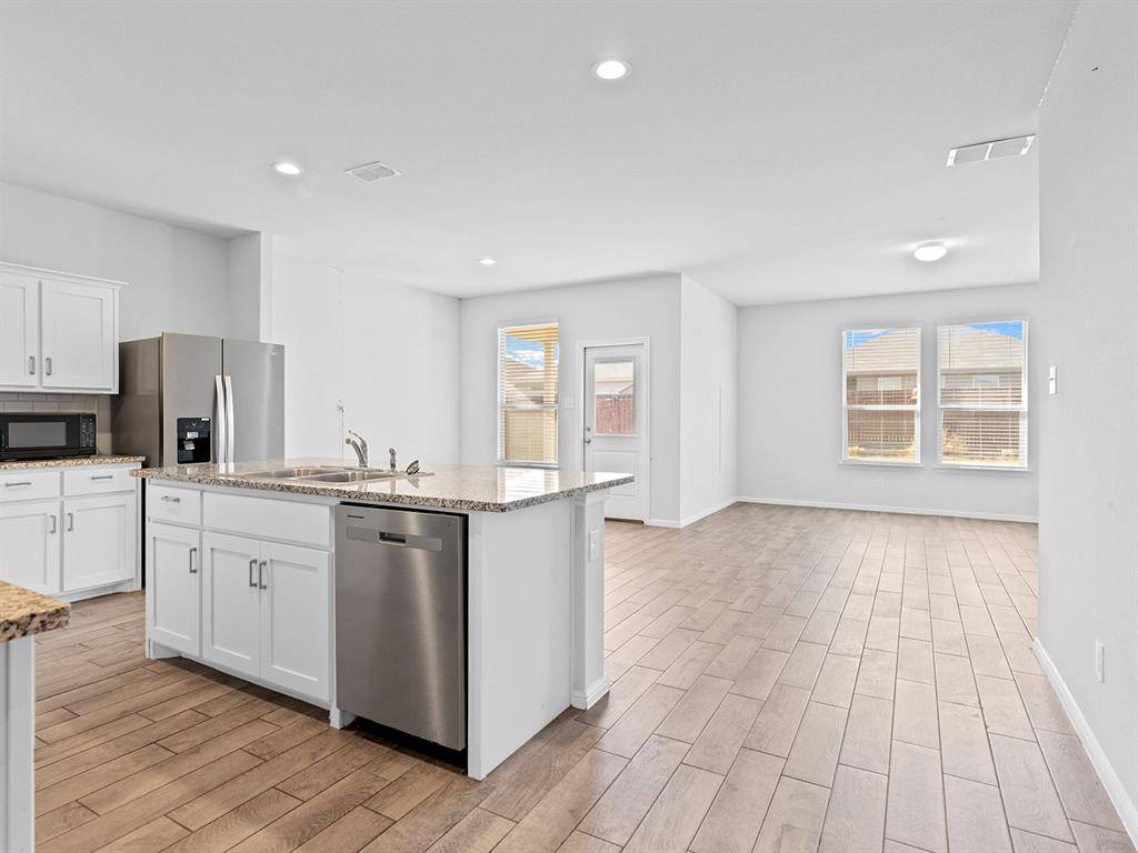 Fort Worth, TX 76179,8645 Mirror Lake Drive