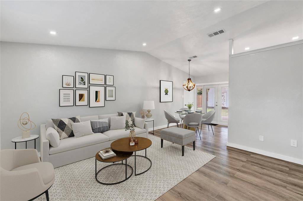 Arlington, TX 76014,2308 Foxcroft Lane