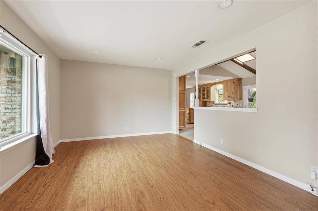 Hurst, TX 76053,324 Moore Creek Road