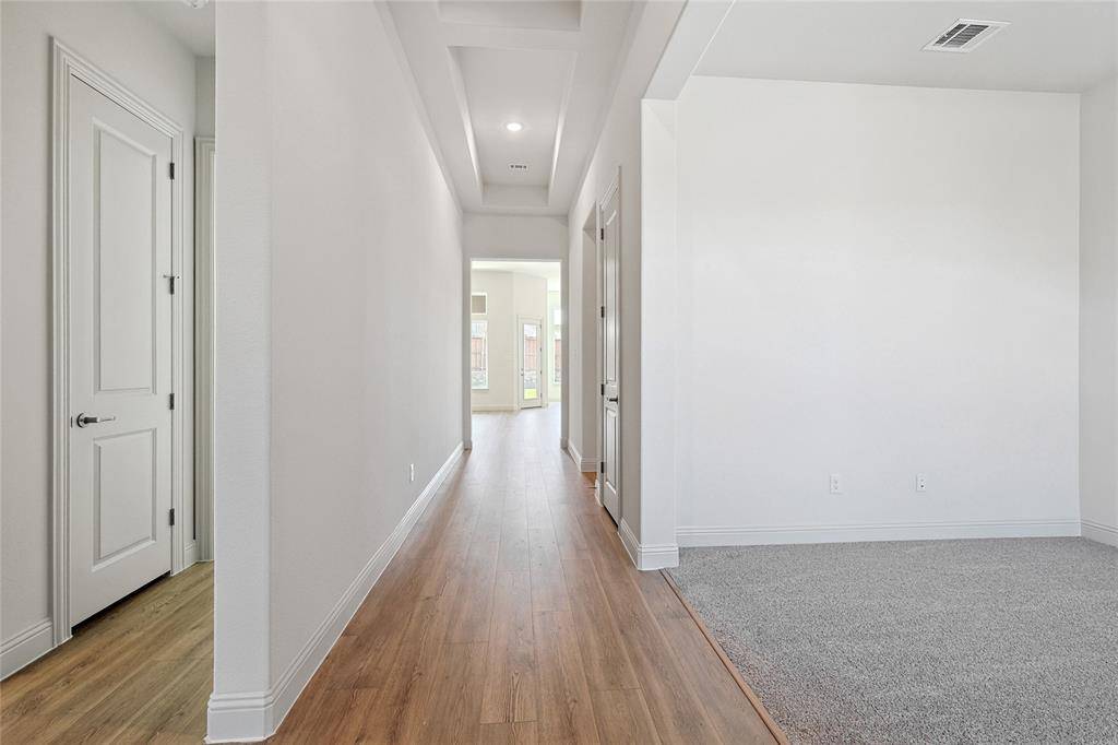 Shady Shores, TX 76208,313 Trinity Court