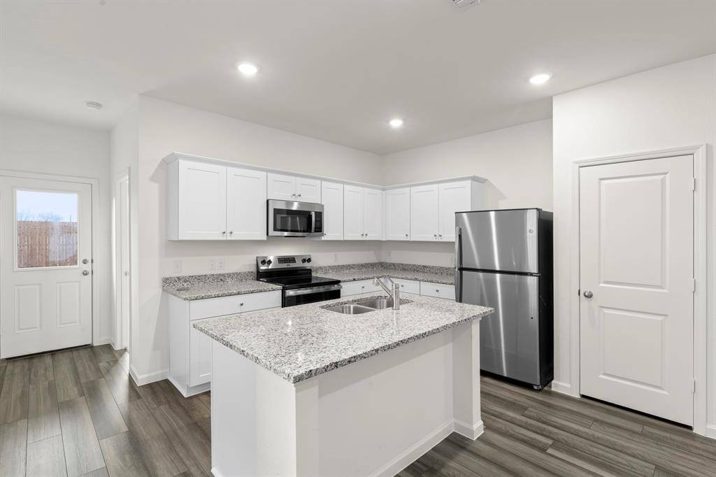 Anna, TX 75409,516 Merced River