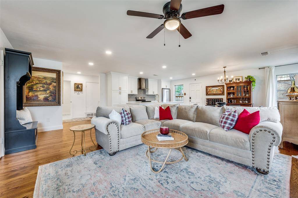 Irving, TX 75062,416 Lakeside Drive