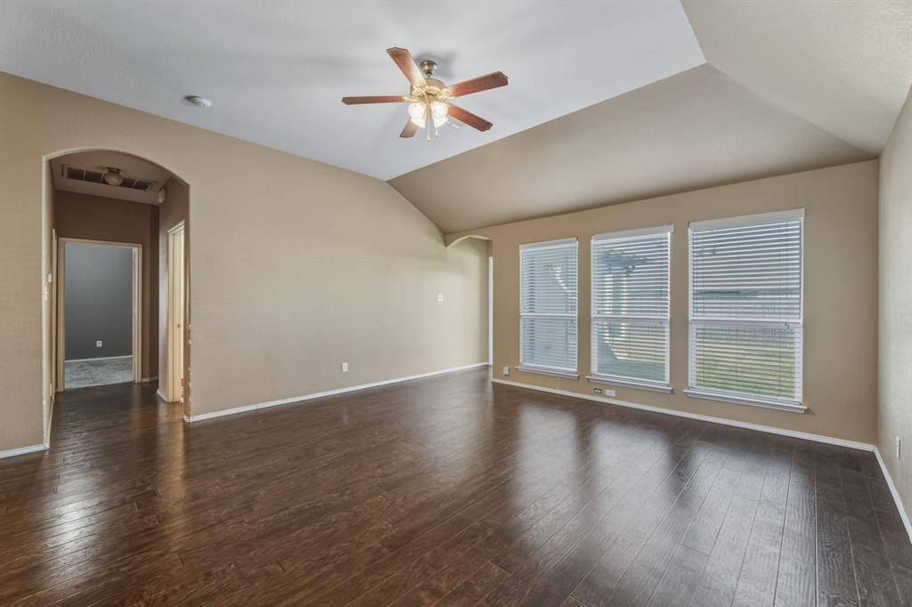 Fort Worth, TX 76134,2020 Cattle Creek Road