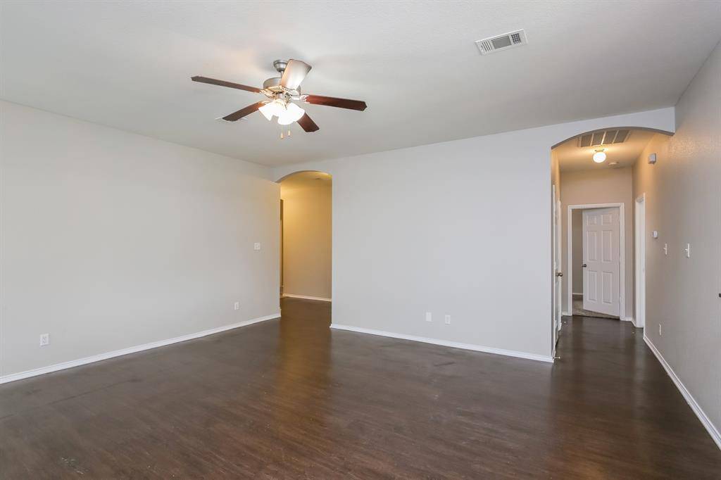 Fort Worth, TX 76134,2037 CATTLE CREEK Road