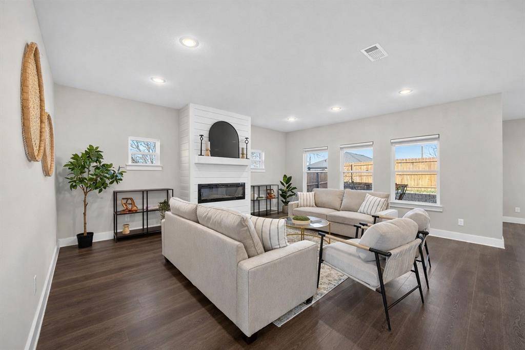 Fort Worth, TX 76104,1913 E Myrtle Street