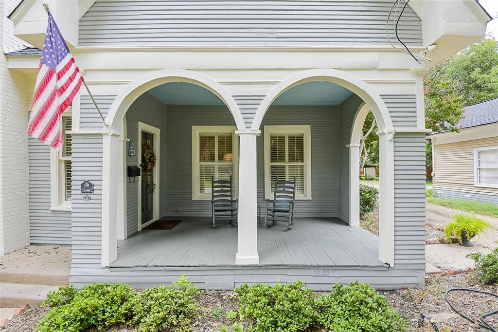 Waxahachie, TX 75165,311 E Marvin Avenue