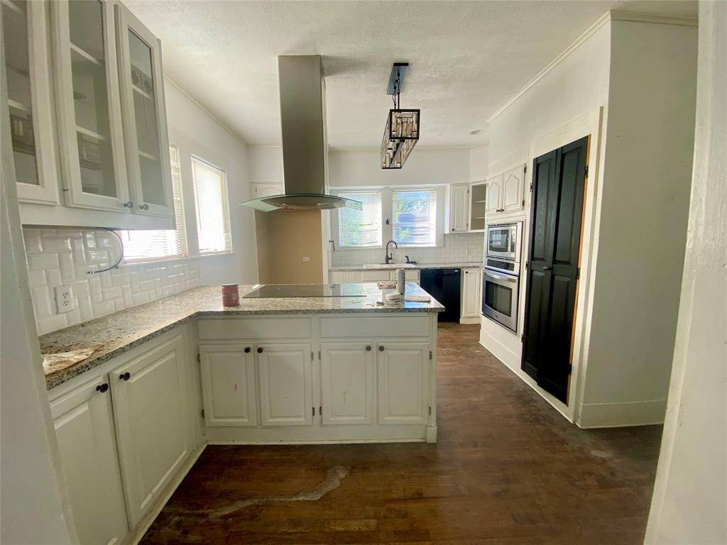 Mcgregor, TX 76657,407 S Tyler Street