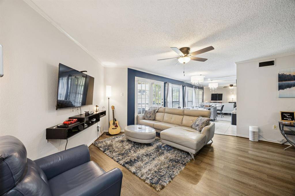 Addison, TX 75001,16301 Ledgemont Lane #281