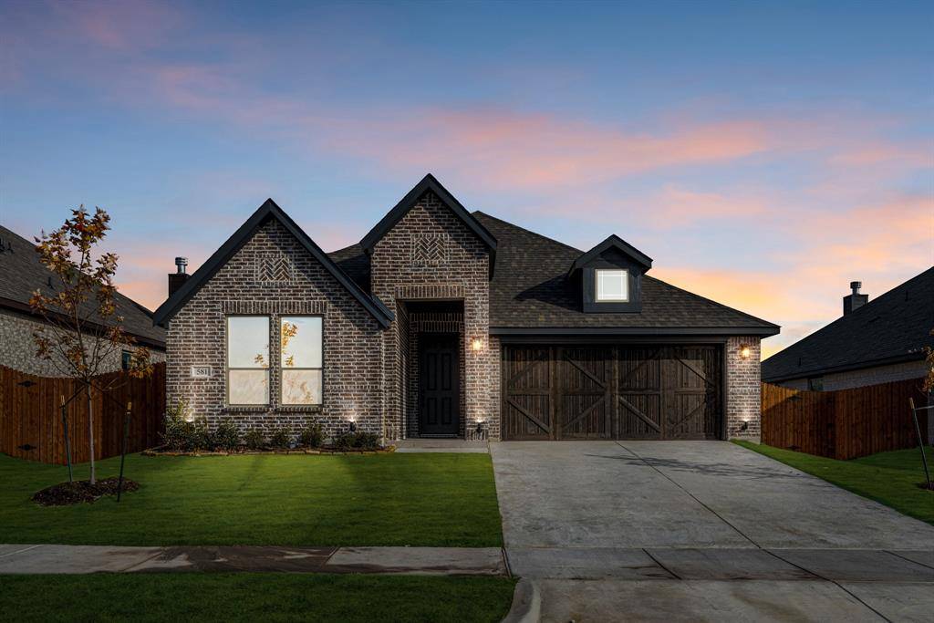 Waxahachie, TX 75165,581 Red Maple Road