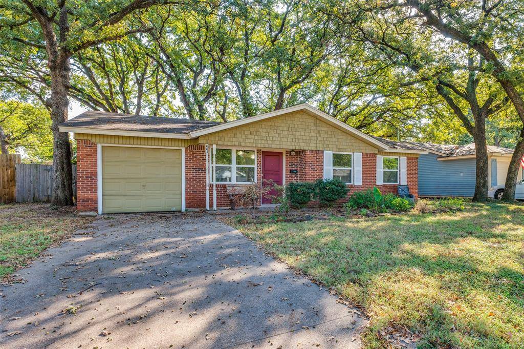 Arlington, TX 76013,803 Clover Park Drive