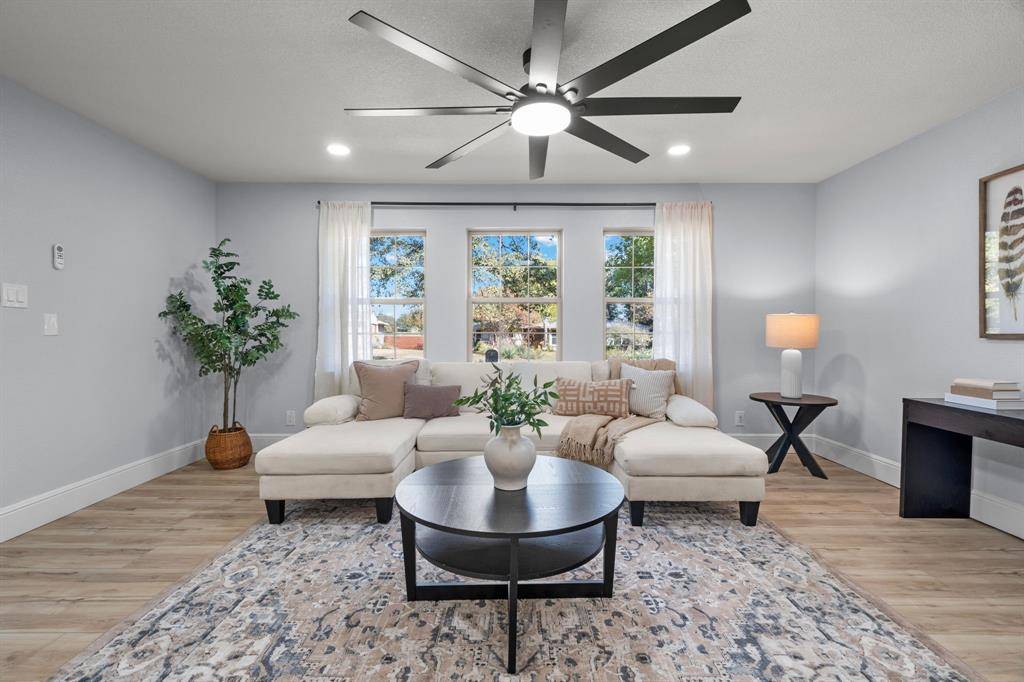 Fort Worth, TX 76112,2160 Green Hill Circle