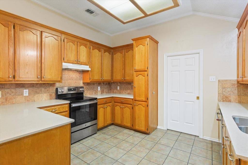 Waco, TX 76712,10700 Apache Drive