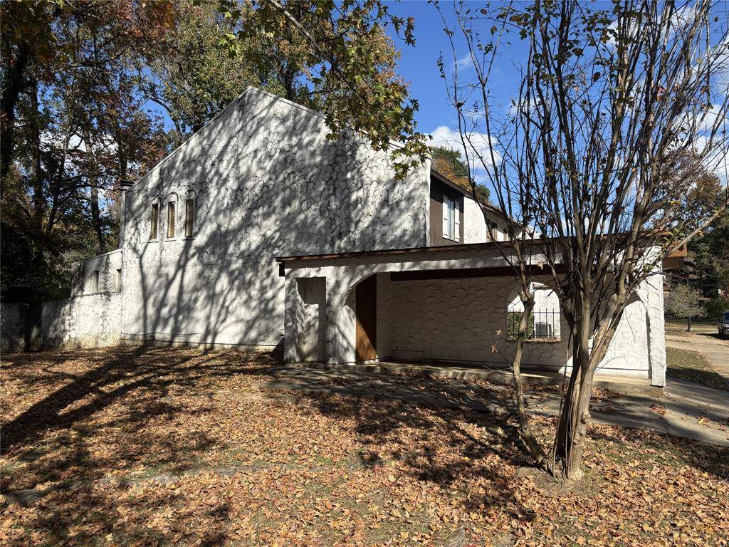 Shreveport, LA 71107,774 Highland Square Drive