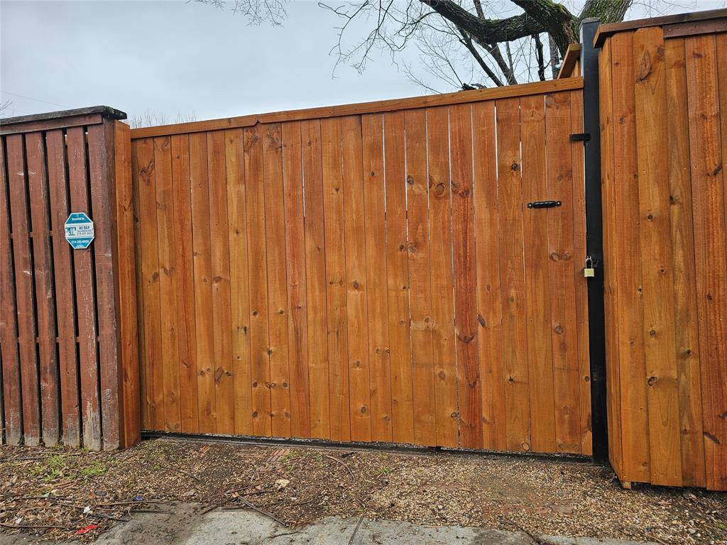 Dallas, TX 75214,115 S Saint Mary Avenue