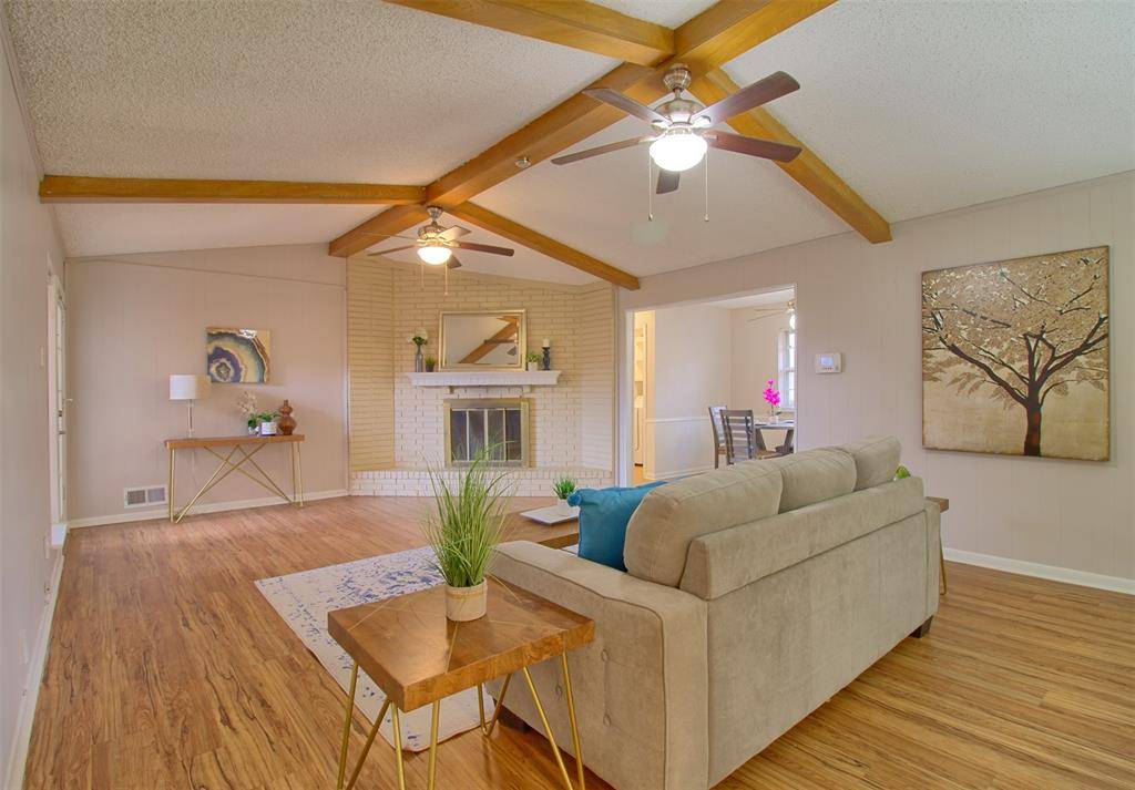 Dallas, TX 75227,6906 Kiva Lane