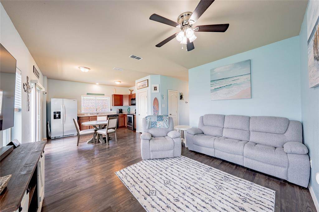 Mabank, TX 75147,306 Breaux Lane