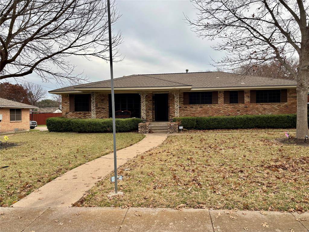 Desoto, TX 75115,816 Misty Glen Drive