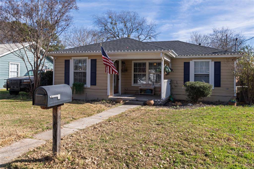 Weatherford, TX 76086,1011 S Waco Street