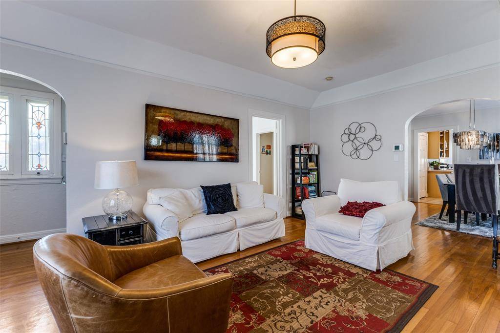 Dallas, TX 75223,519 Newell Avenue