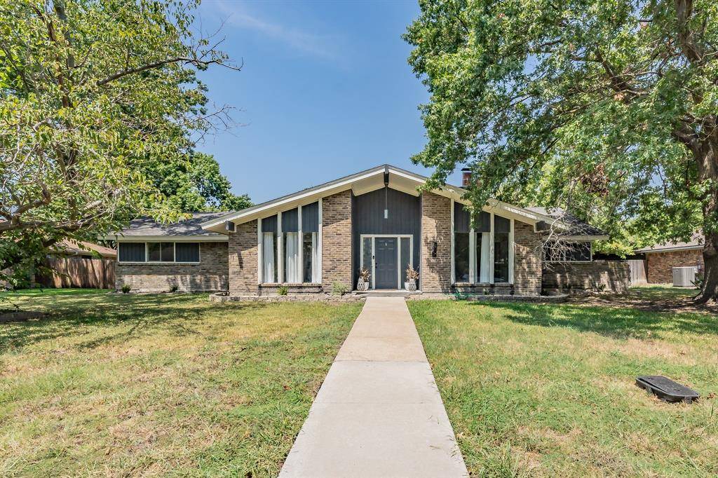 Rowlett, TX 75087,111 Ashe Bend Drive