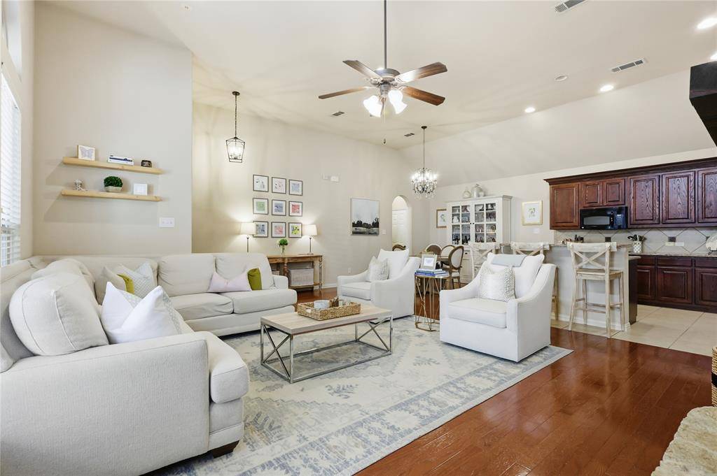 Fort Worth, TX 76120,9136 Cottonwood Village Drive