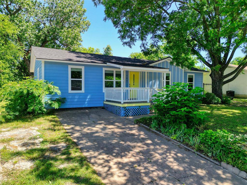 Weatherford, TX 76086,505 E 4th Street