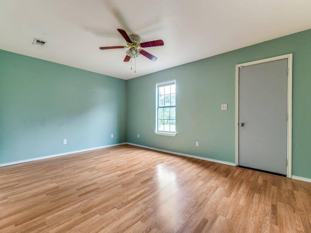 Whitesboro, TX 76273,14279 FM 678