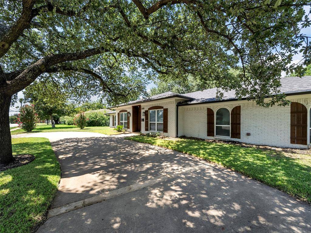 Dallas, TX 75229,3115 Walnut Hill Lane