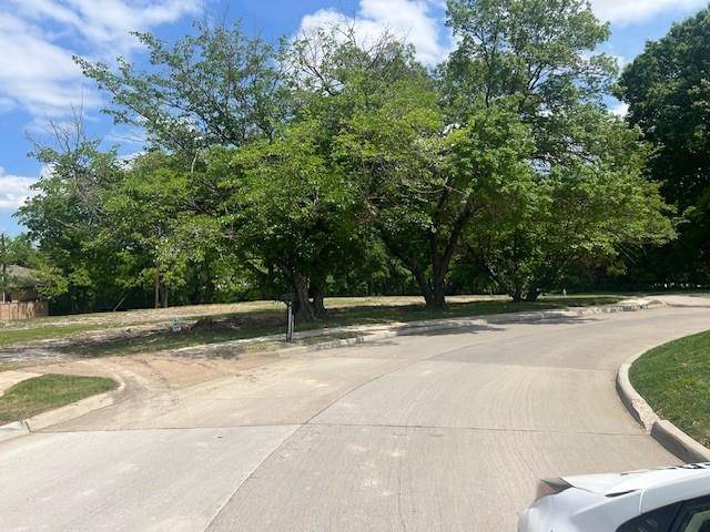 105 Westpark Drive S, Mckinney, TX 75072