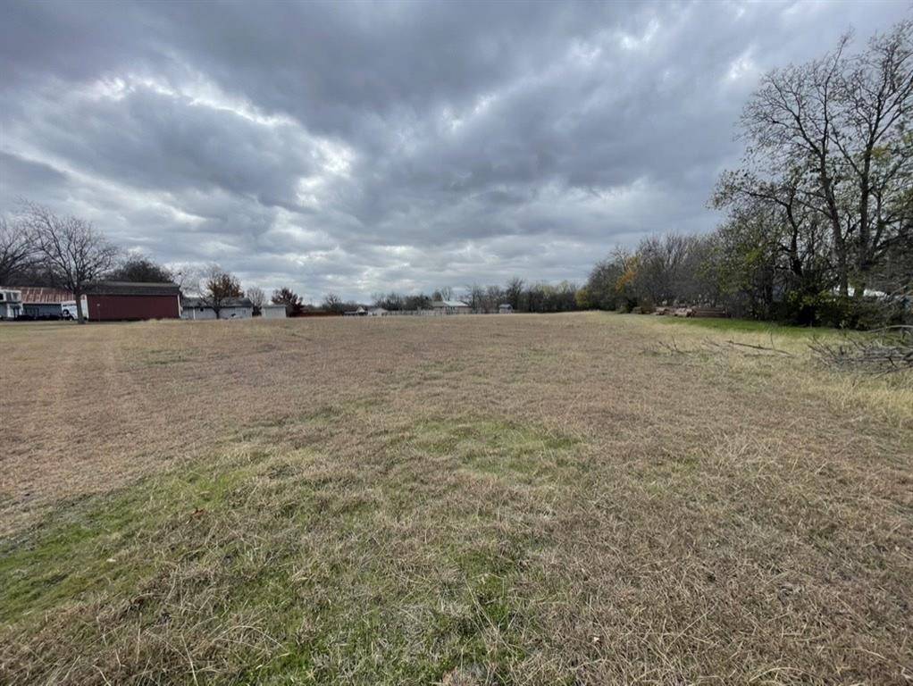 Alvarado, TX 76009,198 Bishop Street