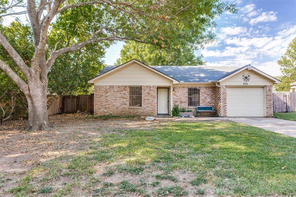 Burleson, TX 76028,825 Blue Ridge Drive