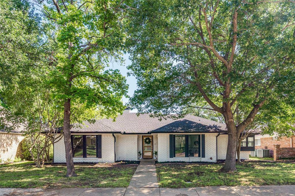 Dallas, TX 75248,6226 La Cosa Drive