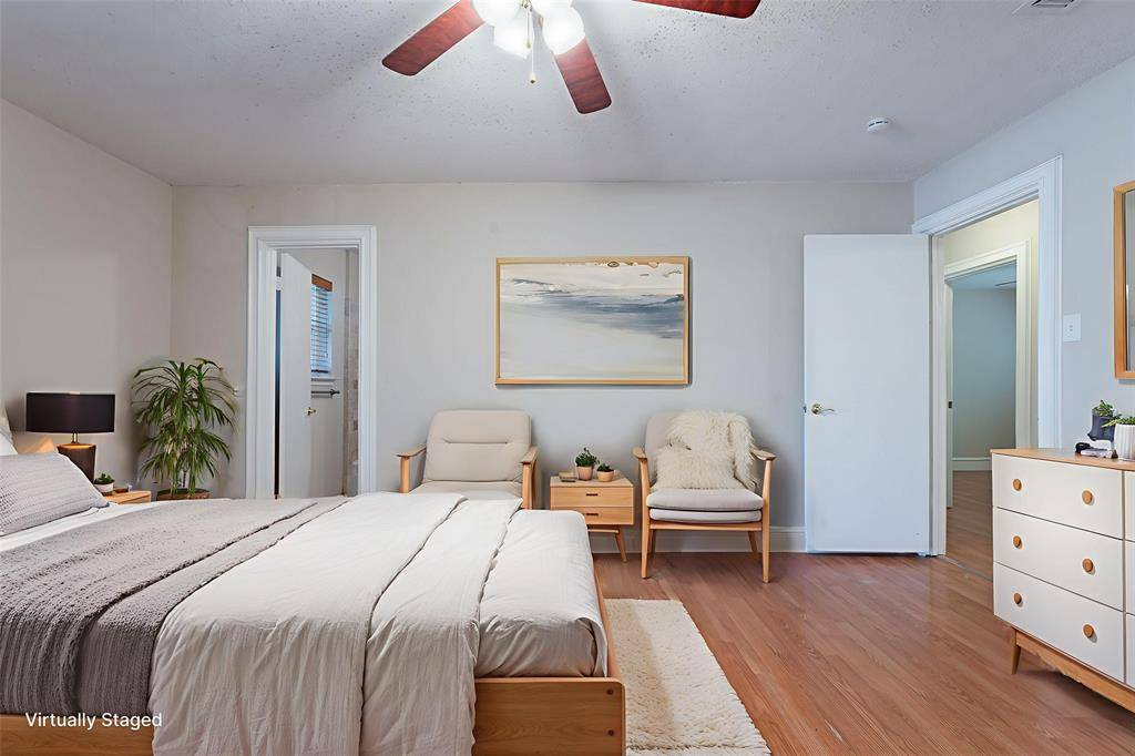 Benbrook, TX 76126,1011 John Reagan Street