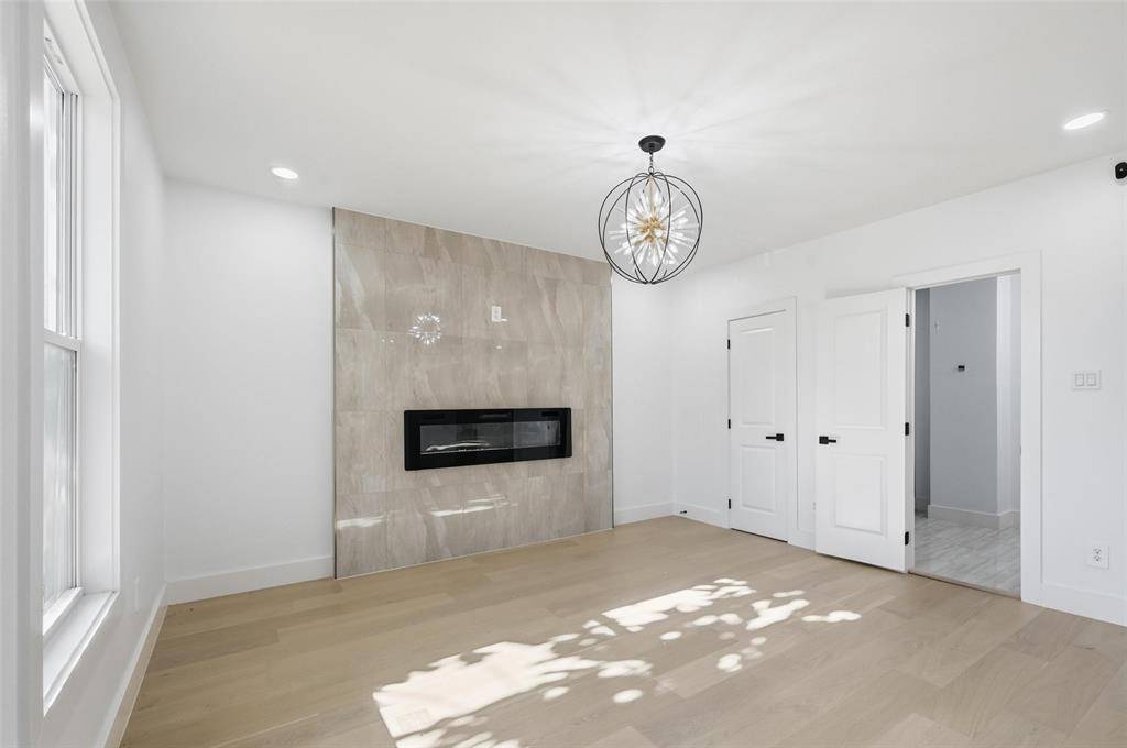 Dallas, TX 75223,710 S Glasgow Drive