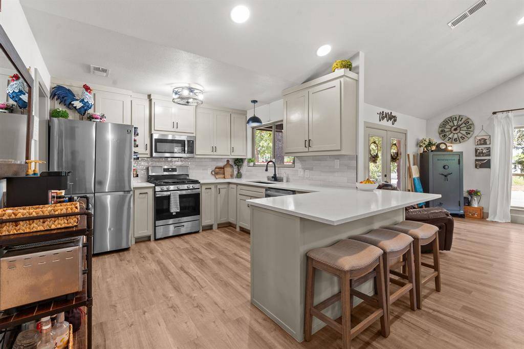 Springtown, TX 76082,220 S Ash Terrace