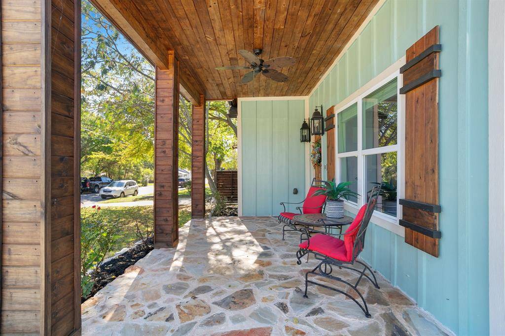 Weatherford, TX 76086,904 S Brazos Street