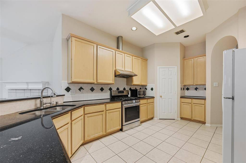 Allen, TX 75002,1202 Brook Drive